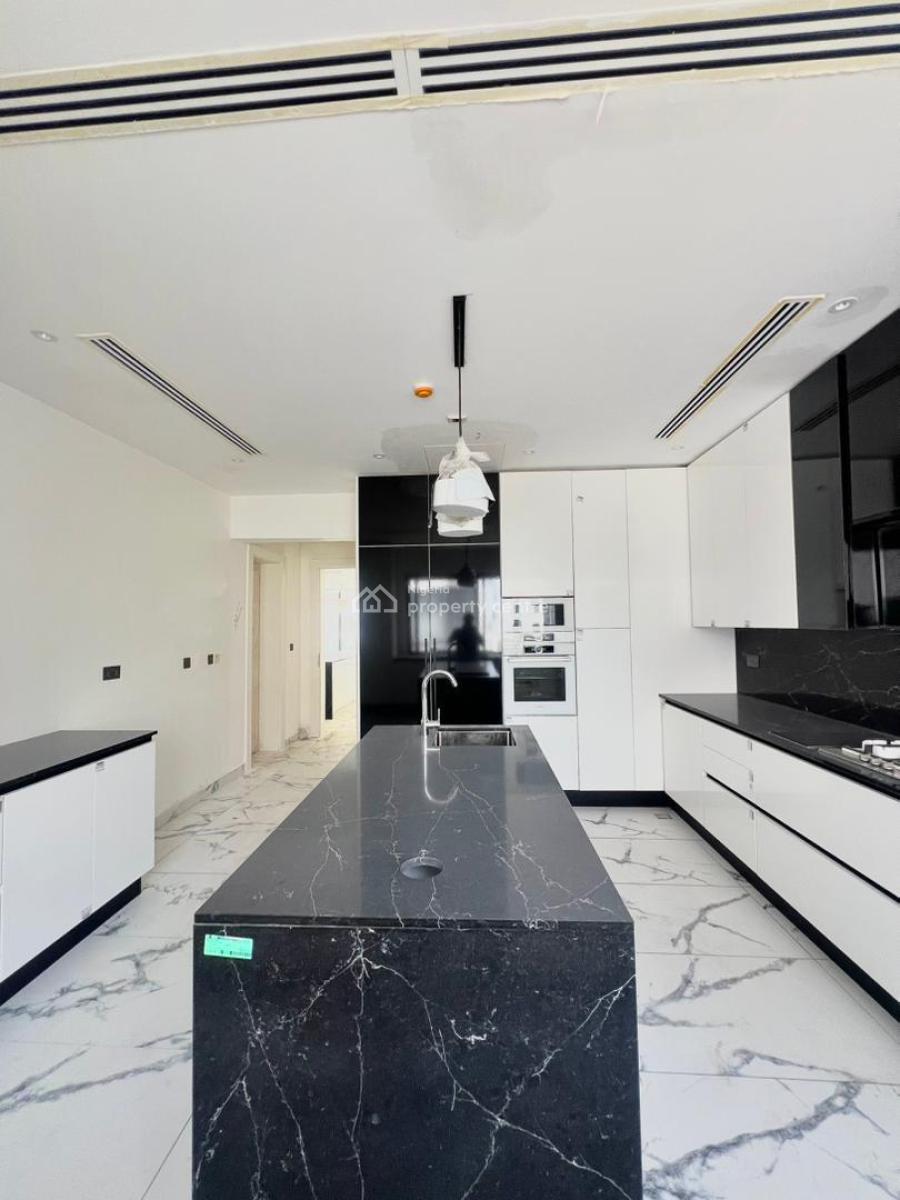 Spacious 6-bedroom Fully Detached House with Bq, Banana Island, Ikoyi, Lagos, Flat / Apartment for Sale