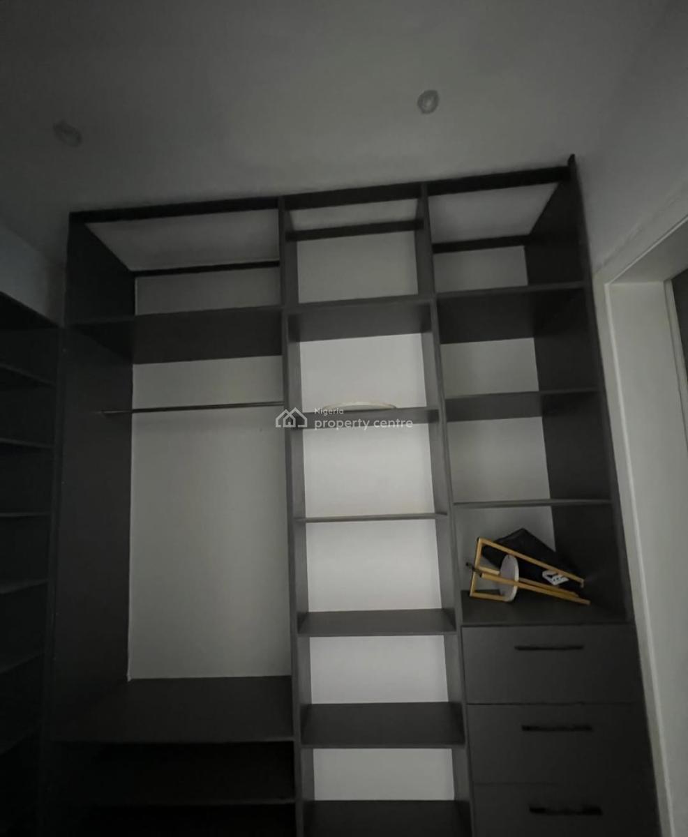 Furnished Or Unfurnished 3 Bedroom En-suite Maisonette with Top-notch, Ikate, Lekki, Lagos, Flat / Apartment for Rent