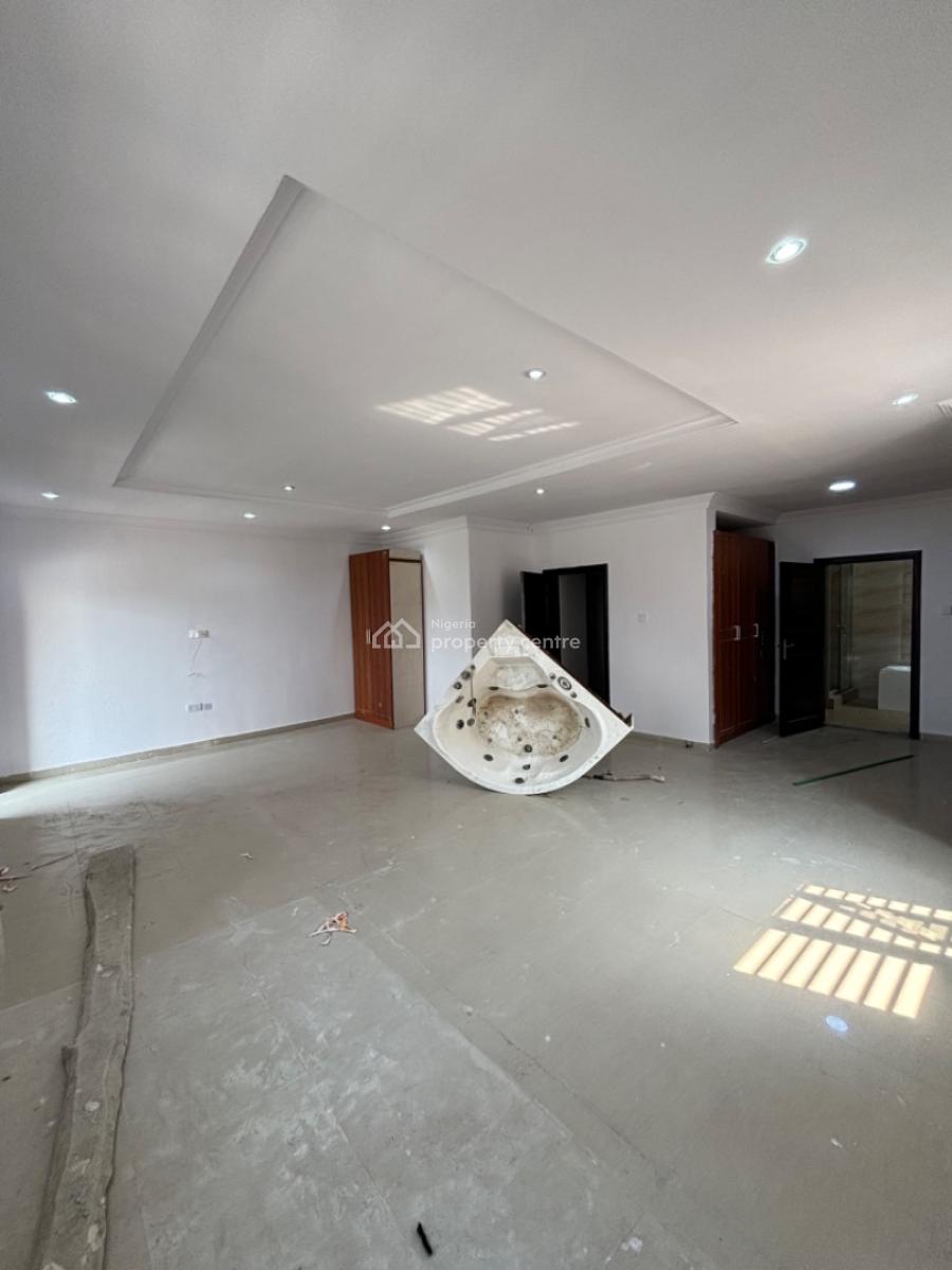 Very Spacious 5 Bedroom Semi-detached House with 2 Rooms Bq, Lekki Phase 1, Lekki, Lagos, Semi-detached Duplex for Rent