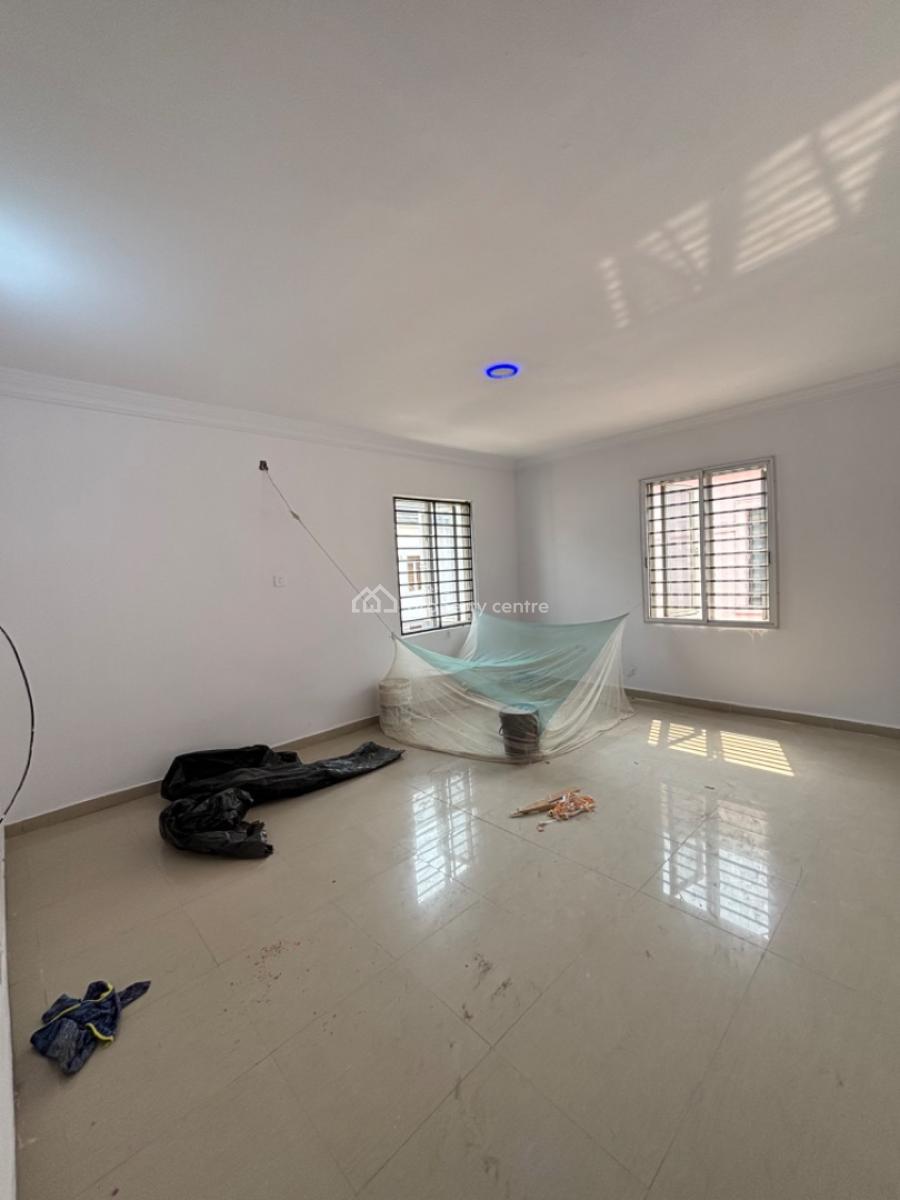 Very Spacious 5 Bedroom Semi-detached House with 2 Rooms Bq, Lekki Phase 1, Lekki, Lagos, Semi-detached Duplex for Rent