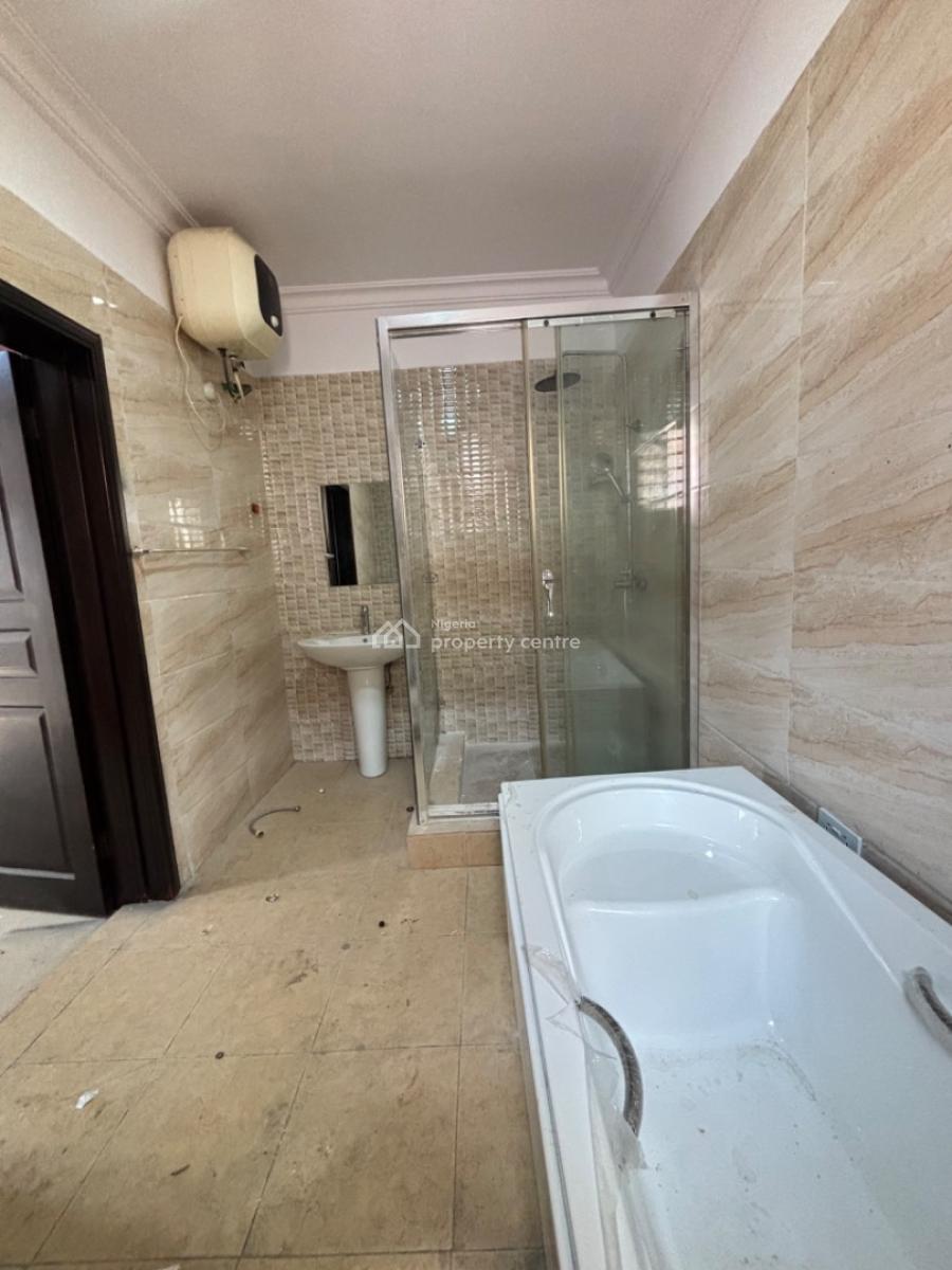 Very Spacious 5 Bedroom Semi-detached House with 2 Rooms Bq, Lekki Phase 1, Lekki, Lagos, Semi-detached Duplex for Rent