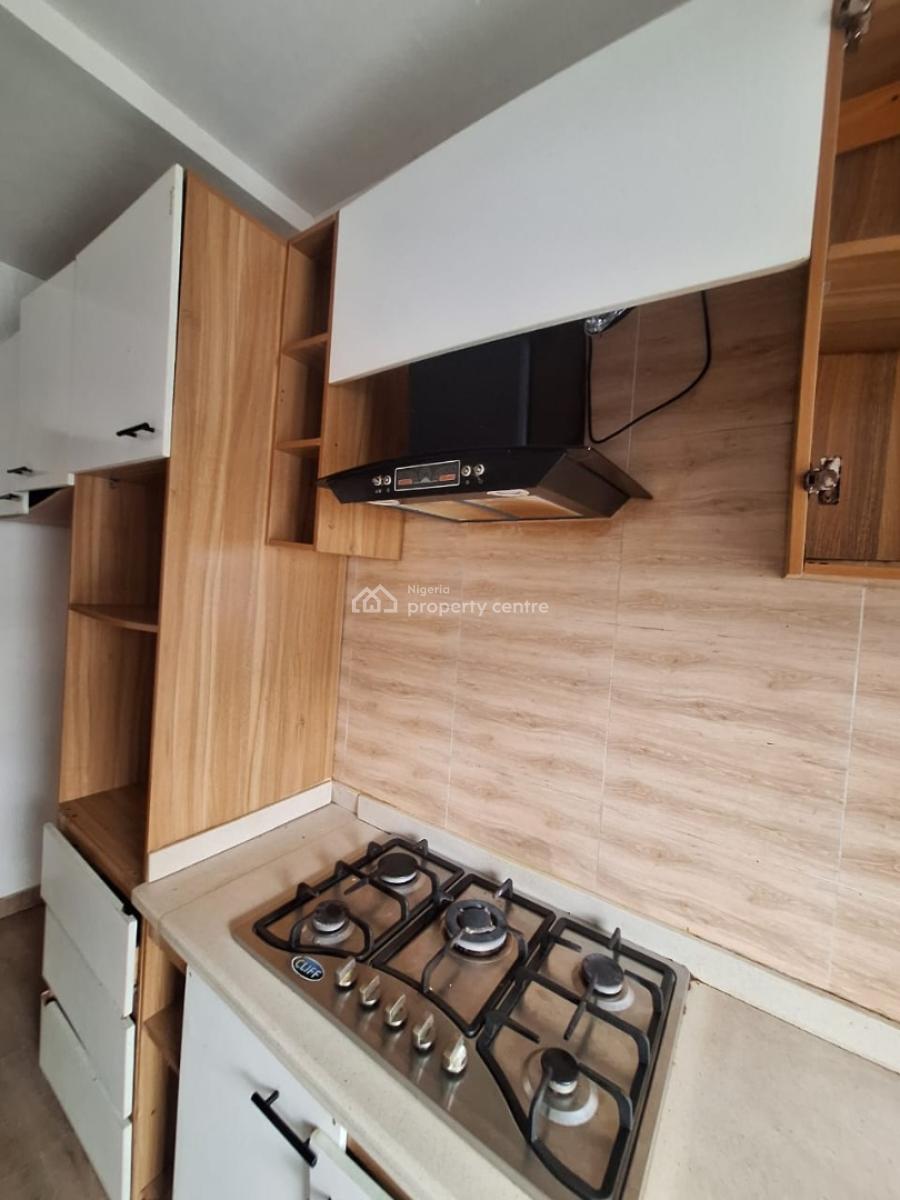Well Maintained Spacious 3 Bedrooms Terraced Duplex, Ikota, Lekki, Lagos, Terraced Duplex for Rent