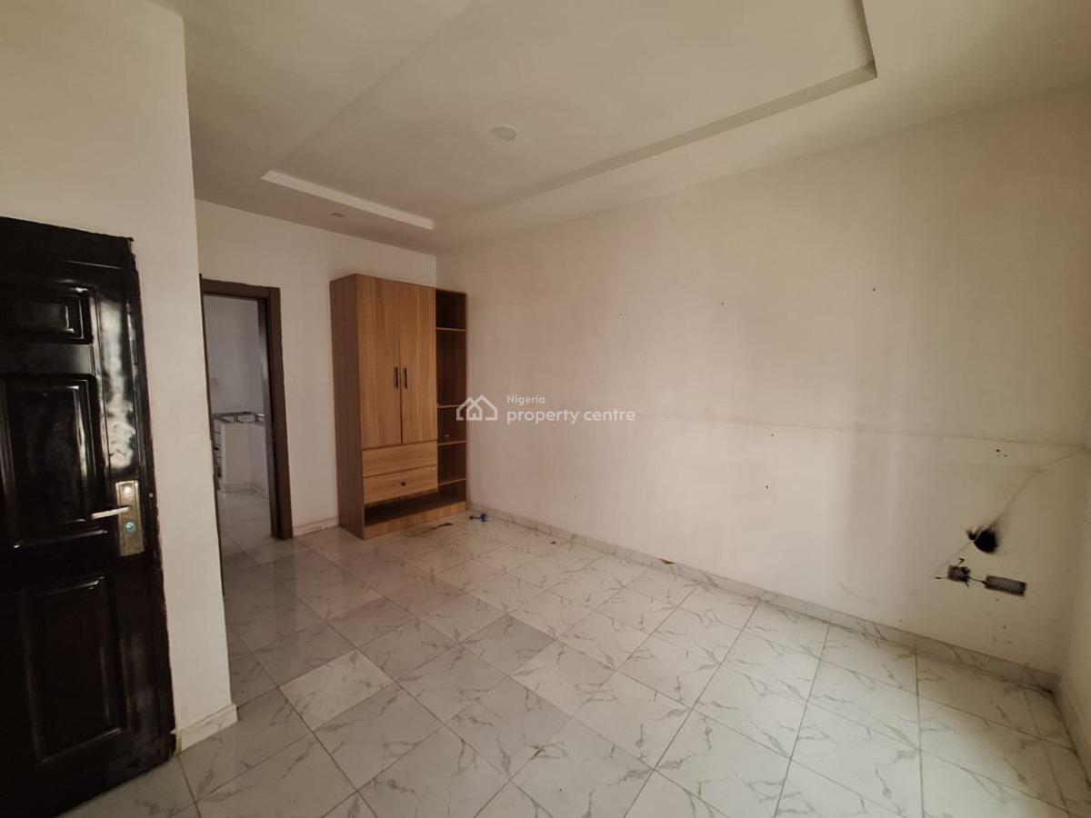 Well Maintained Spacious 3 Bedrooms Terraced Duplex, Ikota, Lekki, Lagos, Terraced Duplex for Rent