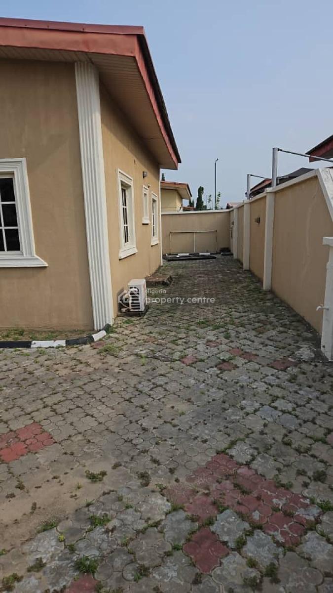 Luxury 3 Bedrooms Bungalow and Pent House in a Gated Estate, Mayfair Garden Estate, Awoyaya, Ibeju Lekki, Lagos, Semi-detached Bungalow for Sale