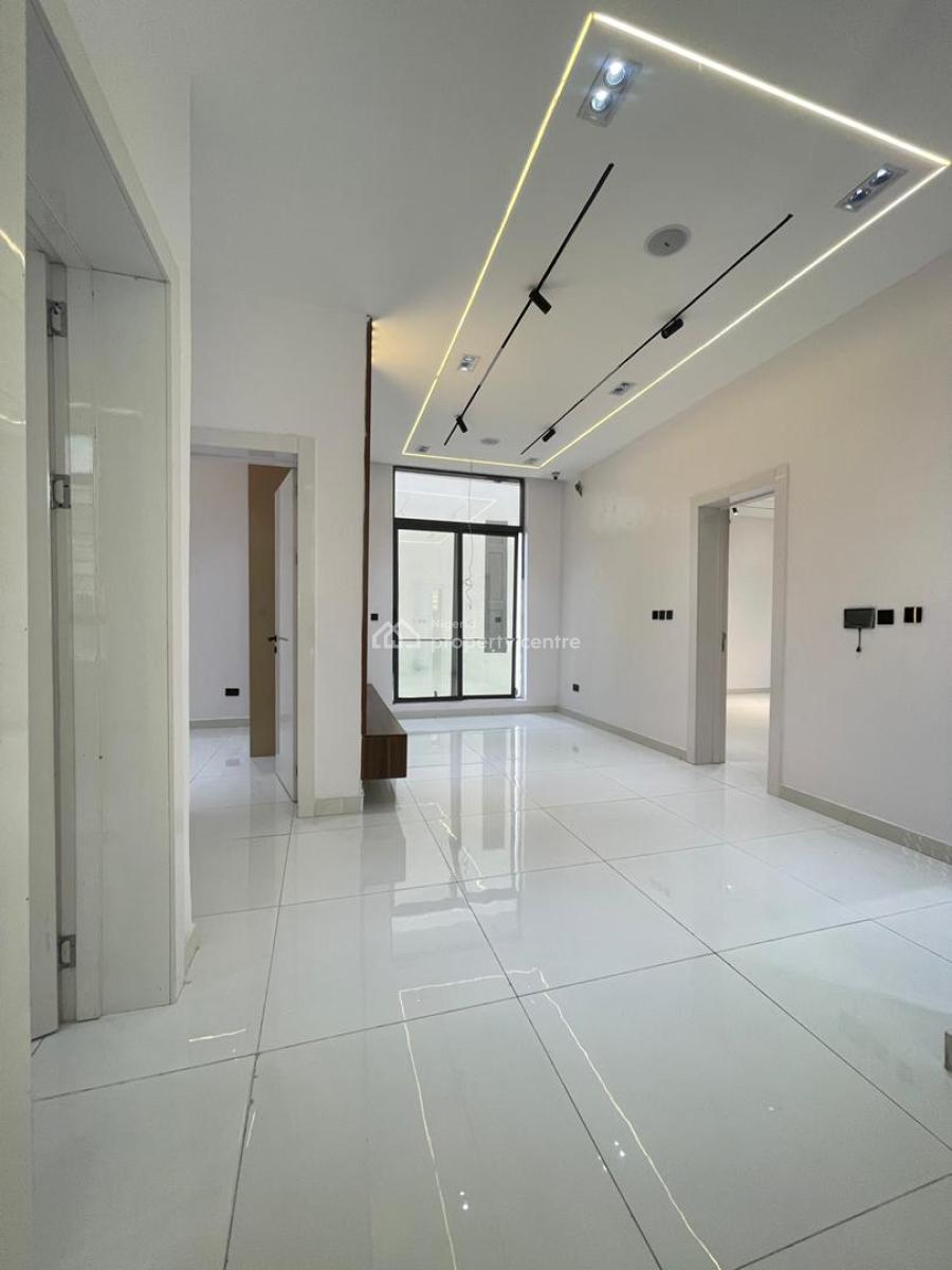 Beautifull 5 Bedroom with Pool, 2nd Tollgate, Lekki, Lagos, Detached Duplex for Sale