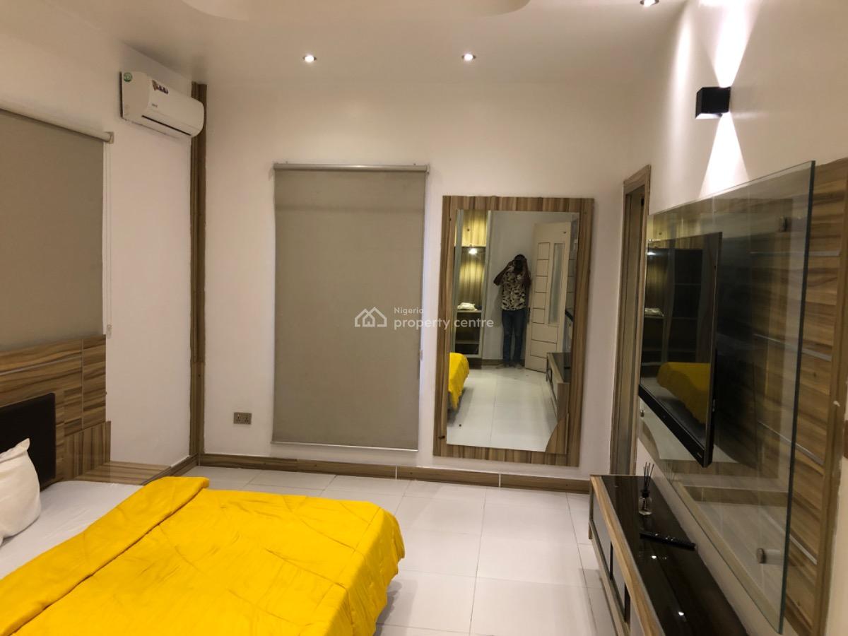 Fully Furnished and Serviced 2 Bedroom Apartment, Lekki Phase 1, Lekki, Lagos, Flat / Apartment for Rent