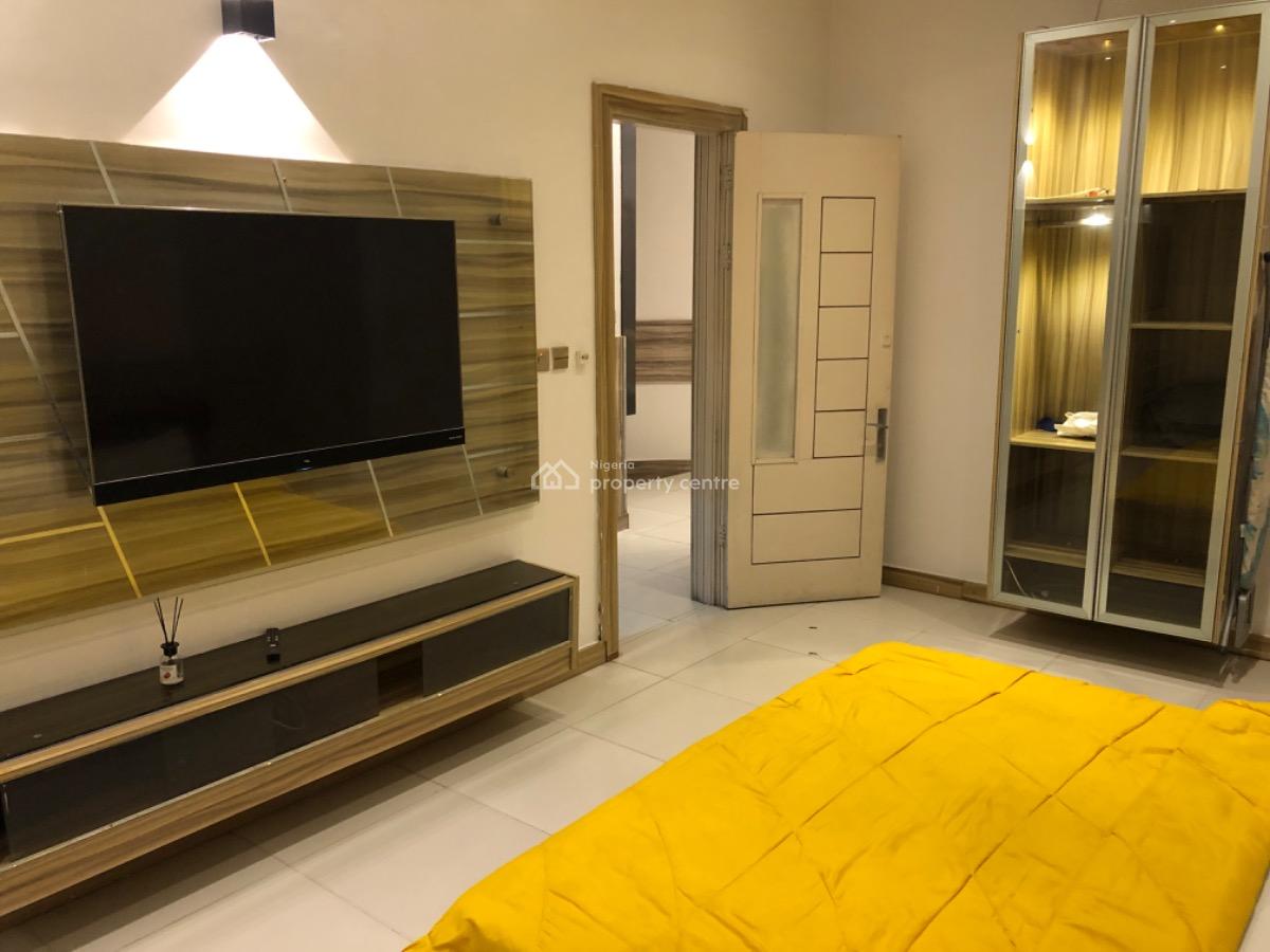 Fully Furnished and Serviced 2 Bedroom Apartment, Lekki Phase 1, Lekki, Lagos, Flat / Apartment for Rent