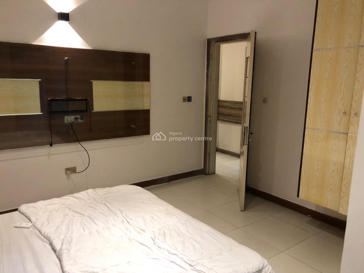 Fully Furnished and Serviced 2 Bedroom Apartment, Lekki Phase 1, Lekki, Lagos, Flat / Apartment for Rent