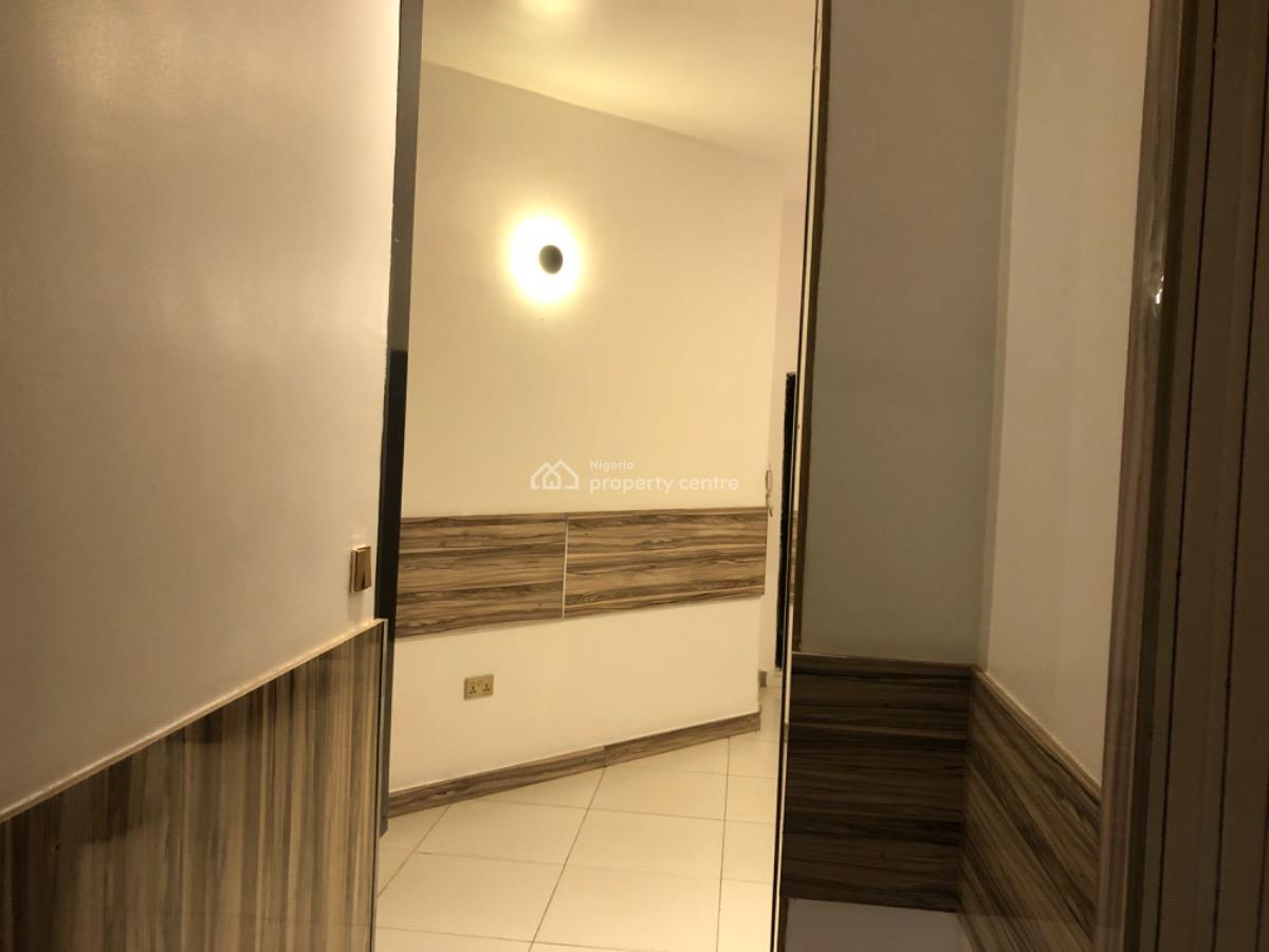 Fully Furnished and Serviced 2 Bedroom Apartment, Lekki Phase 1, Lekki, Lagos, Flat / Apartment for Rent