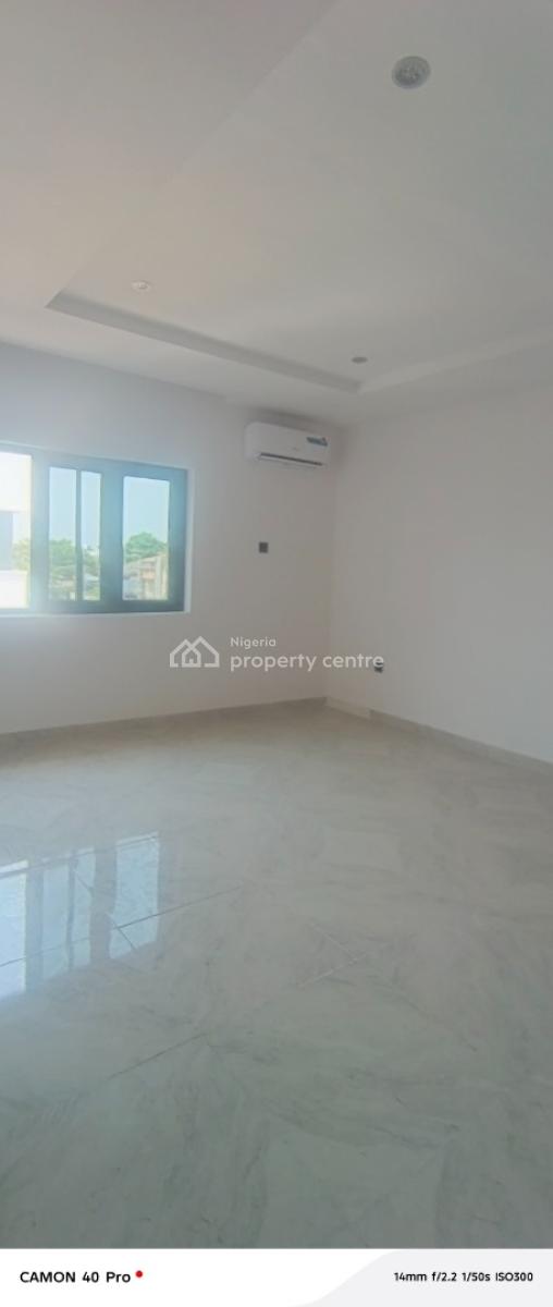 Commercial Building, Close to The Express, in Agungi Road, Agungi, Lekki, Lagos, Factory for Rent