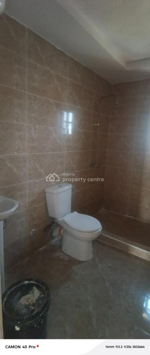 Commercial Building, Close to The Express, in Agungi Road, Agungi, Lekki, Lagos, Factory for Rent