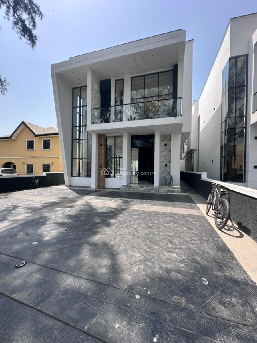 Family Oriented Contemporary 5 Bedroom Detached Home, Ikota, Lekki, Lagos, Detached Duplex for Sale