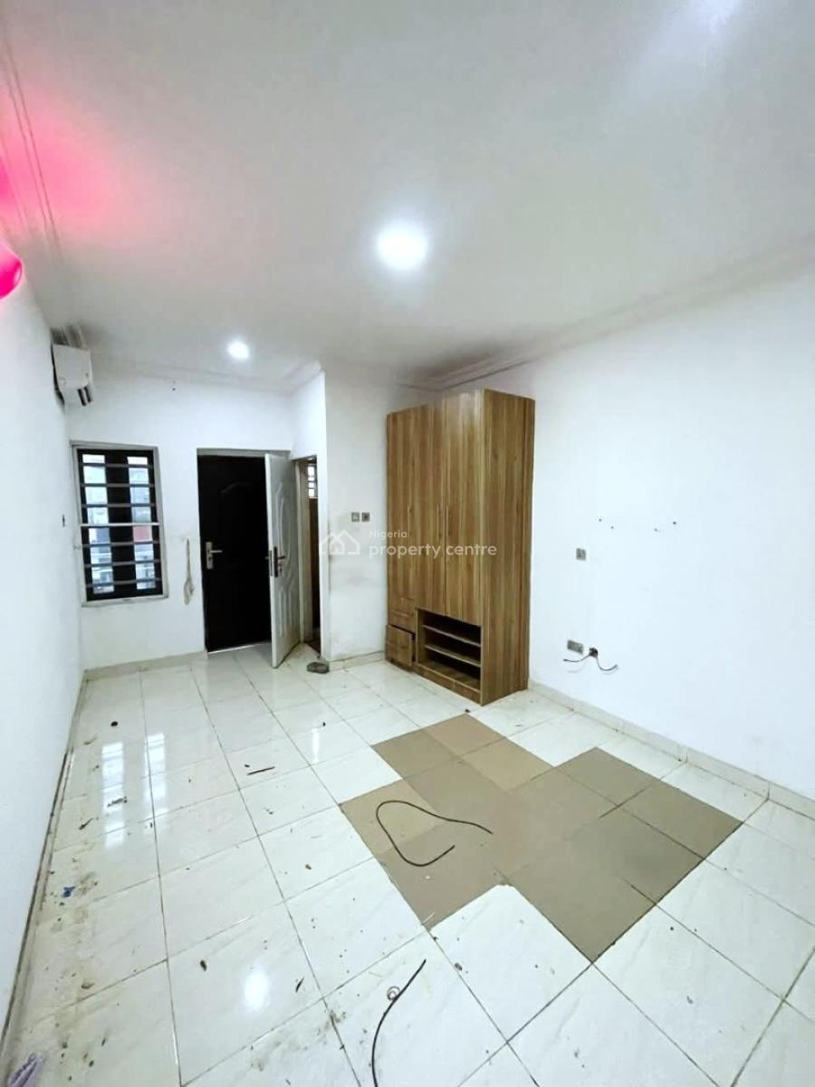 Spacious 2-bedroom Apartment, Ikota, Lekki, Lagos, Flat / Apartment for Rent