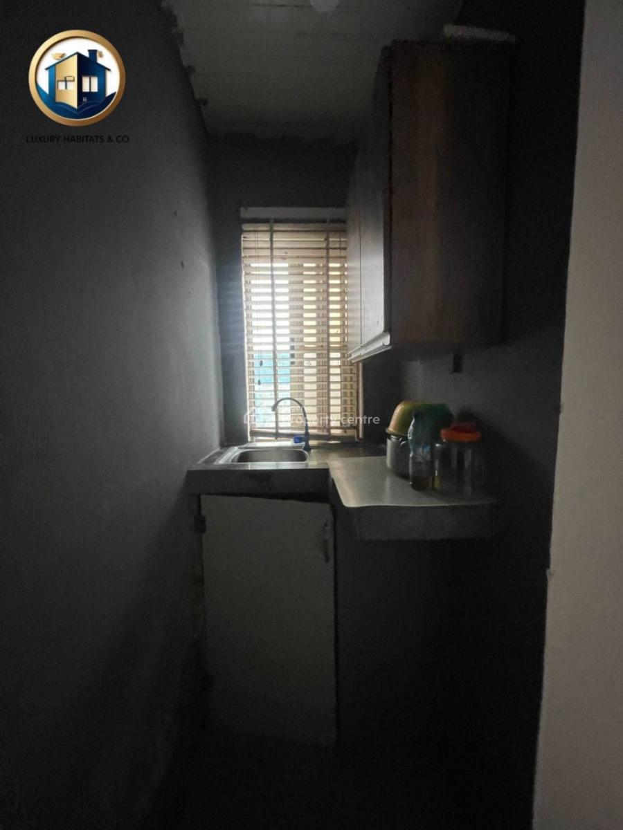 Spacious Self-contain, Atlantic View Estate, Alpha Beach Road, Lekki, Lagos, Flat / Apartment for Rent