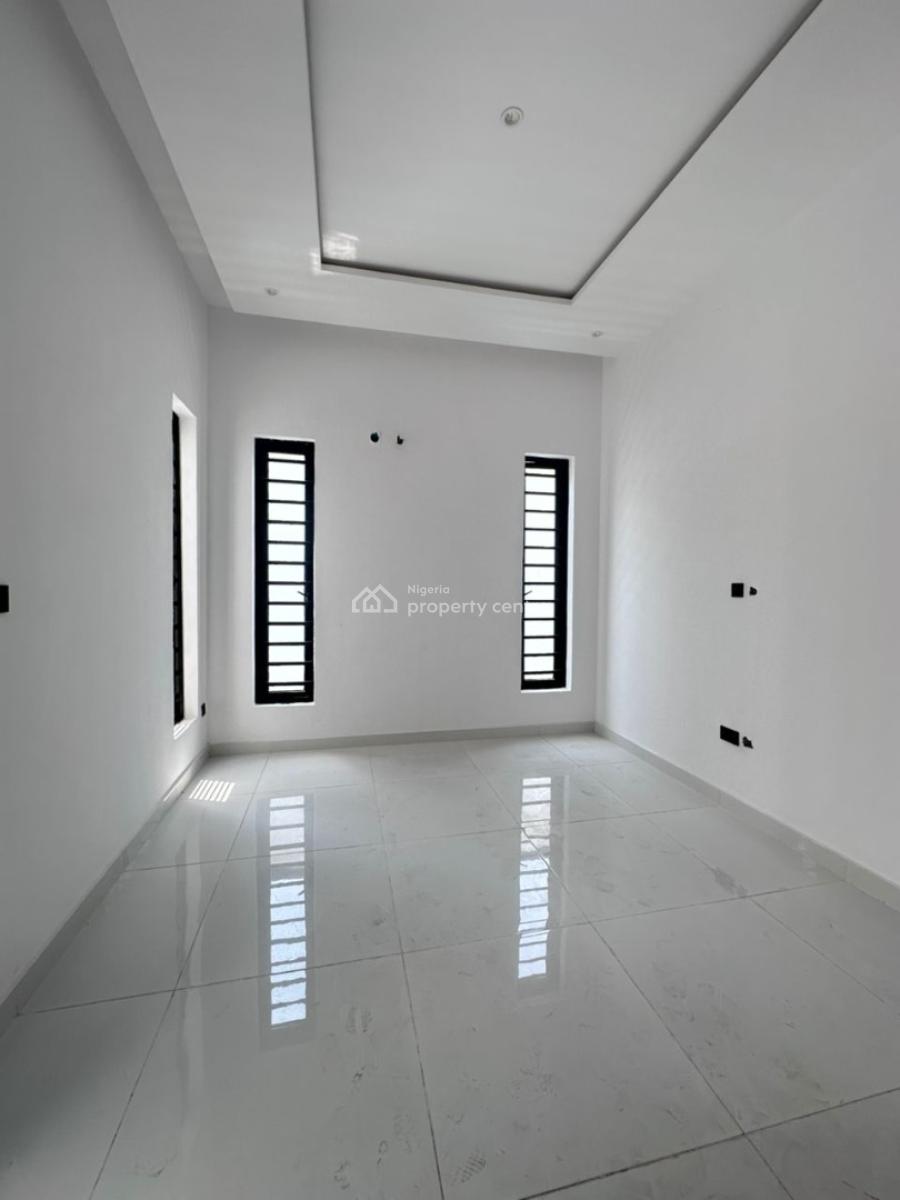 Magnificent 5 Bedroom Detached Home with Bq, Ikota, Lekki, Lagos, Detached Duplex for Sale