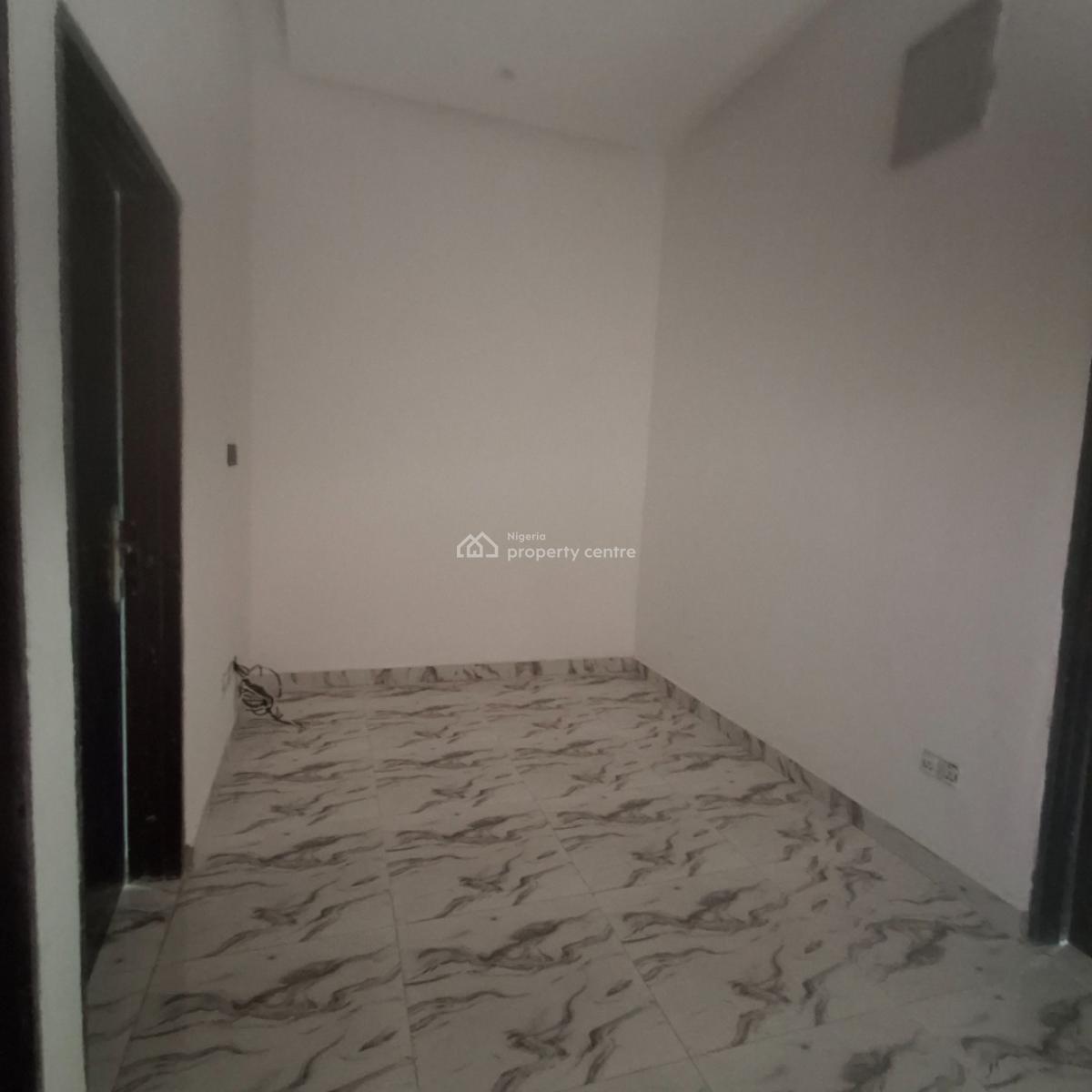 Three Bedroom Terrace, Ajah, Lagos, Terraced Duplex for Sale