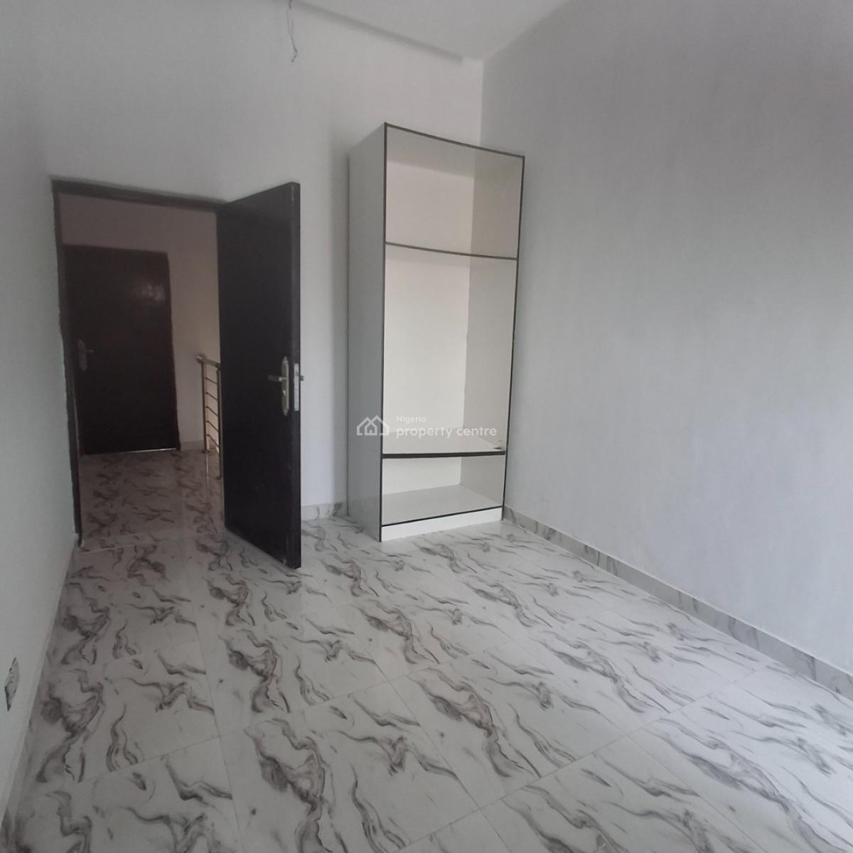 Three Bedroom Terrace, Ajah, Lagos, Terraced Duplex for Sale