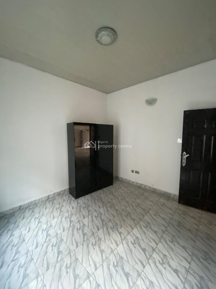 Two Bedroom Apartment Upstairs, Peace Land, Ogombo, Ajah, Lagos, Flat / Apartment for Rent