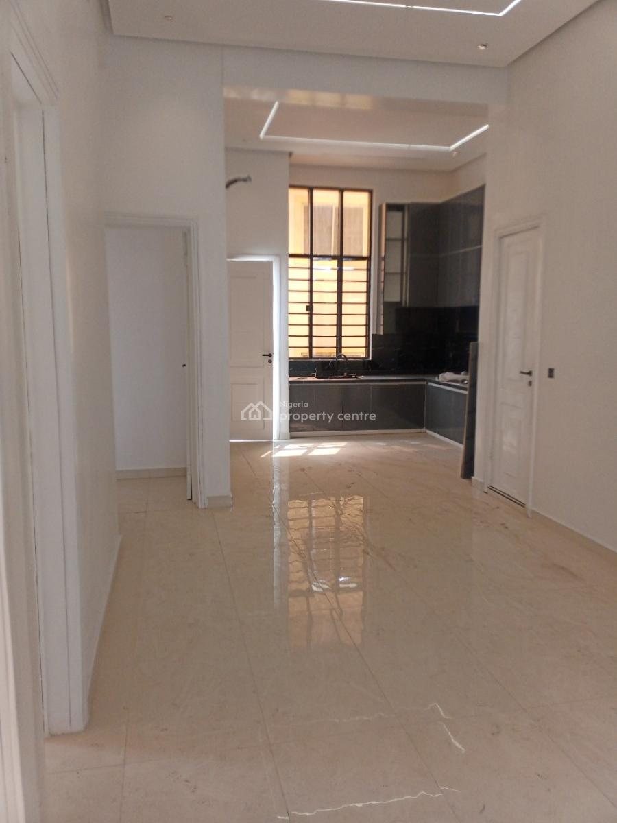 Modern 3 Bedroom Apartment, Off Emma Abimbola Cole, Lekki Phase 1, Lekki, Lagos, Flat / Apartment for Sale