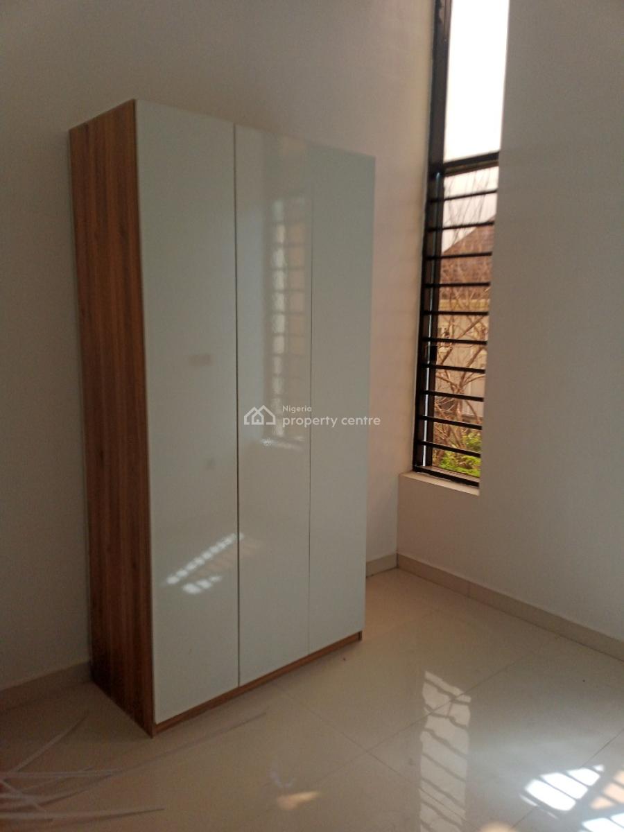 Modern 3 Bedroom Apartment, Off Emma Abimbola Cole, Lekki Phase 1, Lekki, Lagos, Flat / Apartment for Sale