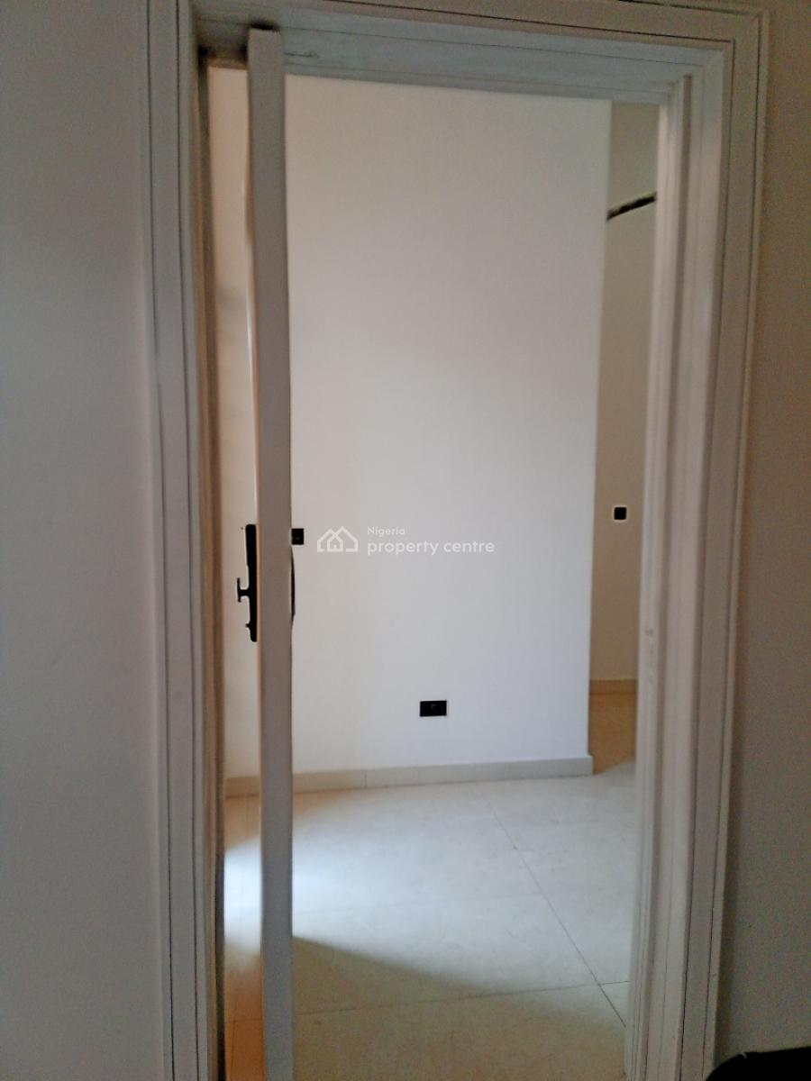 Modern 3 Bedroom Apartment, Off Emma Abimbola Cole, Lekki Phase 1, Lekki, Lagos, Flat / Apartment for Sale