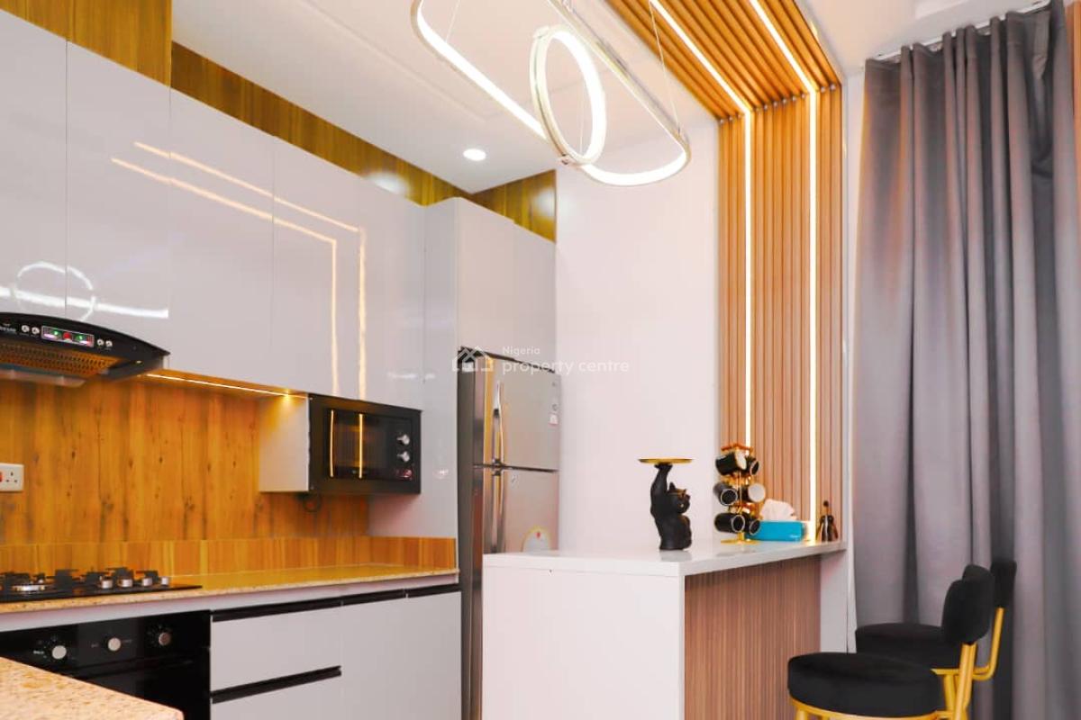 Refined One Bedroom Apartment with Ps 5, Off Kusenla Road, Ikate Elegushi, Lekki, Lagos, Mini Flat (room and Parlour) Short Let