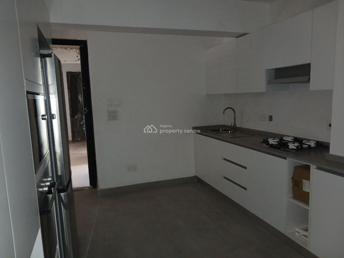 New Serviced with 24/7 Power Suppy 2 Bedroom En-suite Apartment, Lekki Phase 1, Lekki, Lagos, Flat / Apartment for Rent