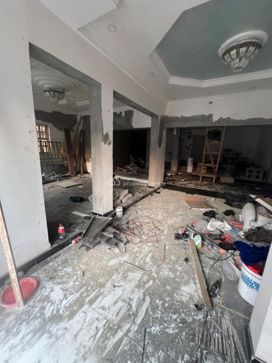 Shop Space Ground Floor, Off Emmanuel Abimbola Cole, Lekki Phase 1, Lekki, Lagos, Shop for Rent