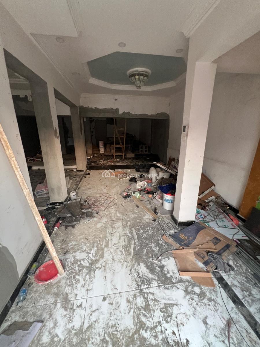 Shop Space Ground Floor, Off Emmanuel Abimbola Cole, Lekki Phase 1, Lekki, Lagos, Shop for Rent
