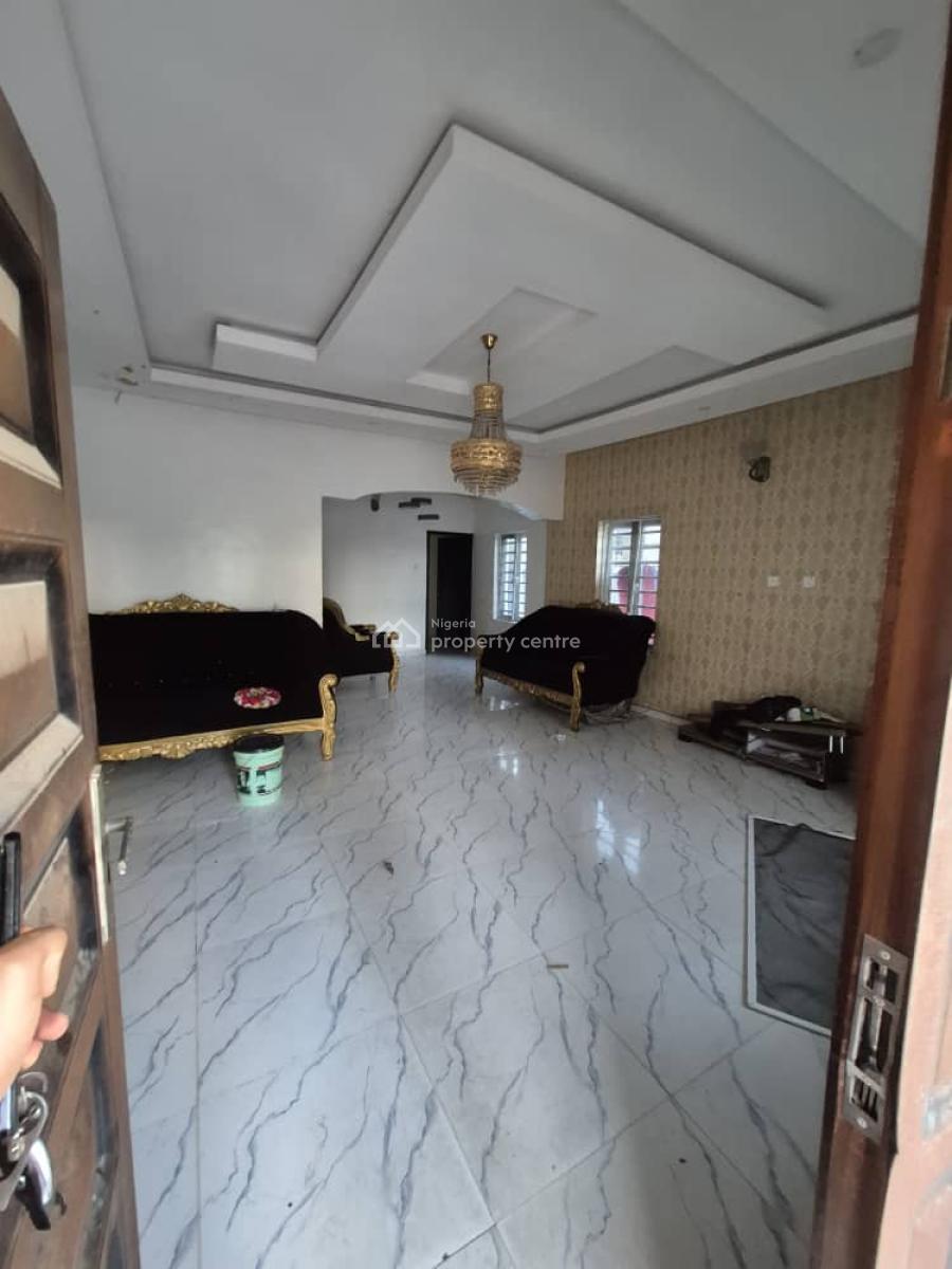 4 Bedrooms Bungalow Alone in a Compound, Good News Estate, Sangotedo, Ajah, Lagos, Detached Bungalow for Sale