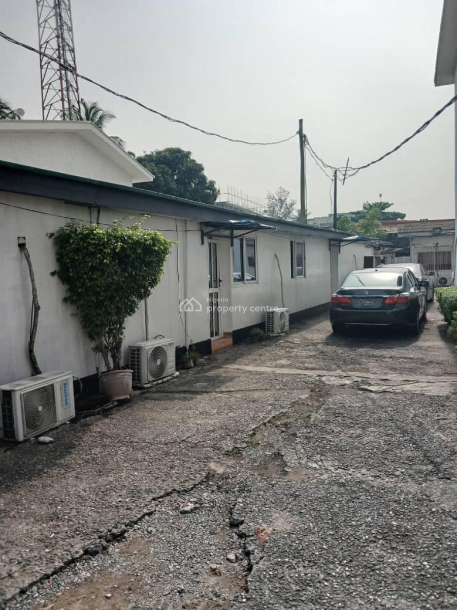 4 Bedroom Duplex+1 (nos) 3br Flat+1(nos)2br Flat+ 1 Nos1br Flat with 4, Off Bishop Abayode Coal Street, Victoria Island (vi), Lagos, Detached Duplex for Sale