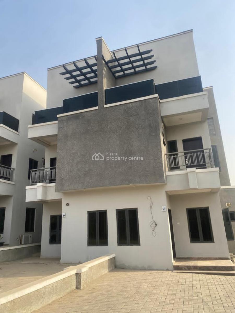 4 Bedroom Terrence Duplex Plus Bq, Guzape District, Abuja, Terraced Duplex for Sale