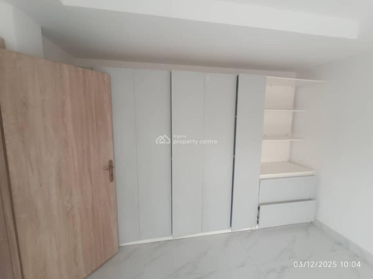 Brand New Waterside Three Bedroom Flat (no Bq, Off Awolowo, Ikoyi, Lagos, Flat / Apartment for Rent