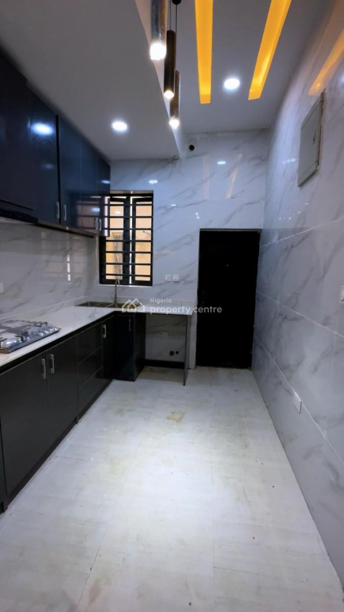 Lovely 4 Bedroom Duplex, Mini Estate By Abraham Adesanya, Ajiwe, Ajah, Lagos, Terraced Duplex for Rent