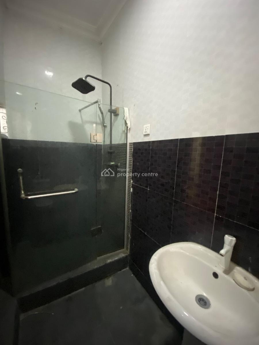 Minimalistic Single Room, Chevron, Lekki, Lagos, Flat / Apartment for Rent