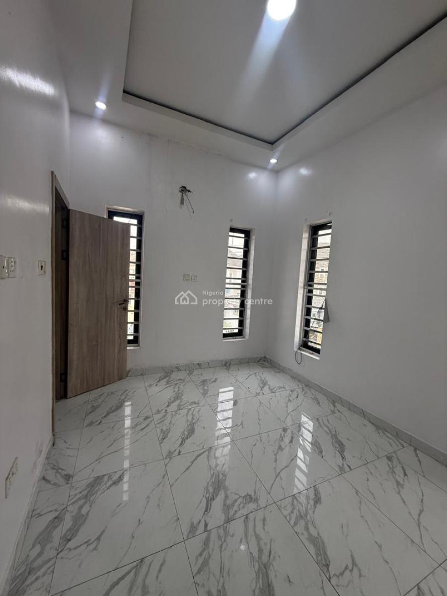 Semi Masters Upstairs Bedroom Inside a Shared  Duplex, Ikota, Lekki, Lagos, Self Contain (single Rooms) for Rent