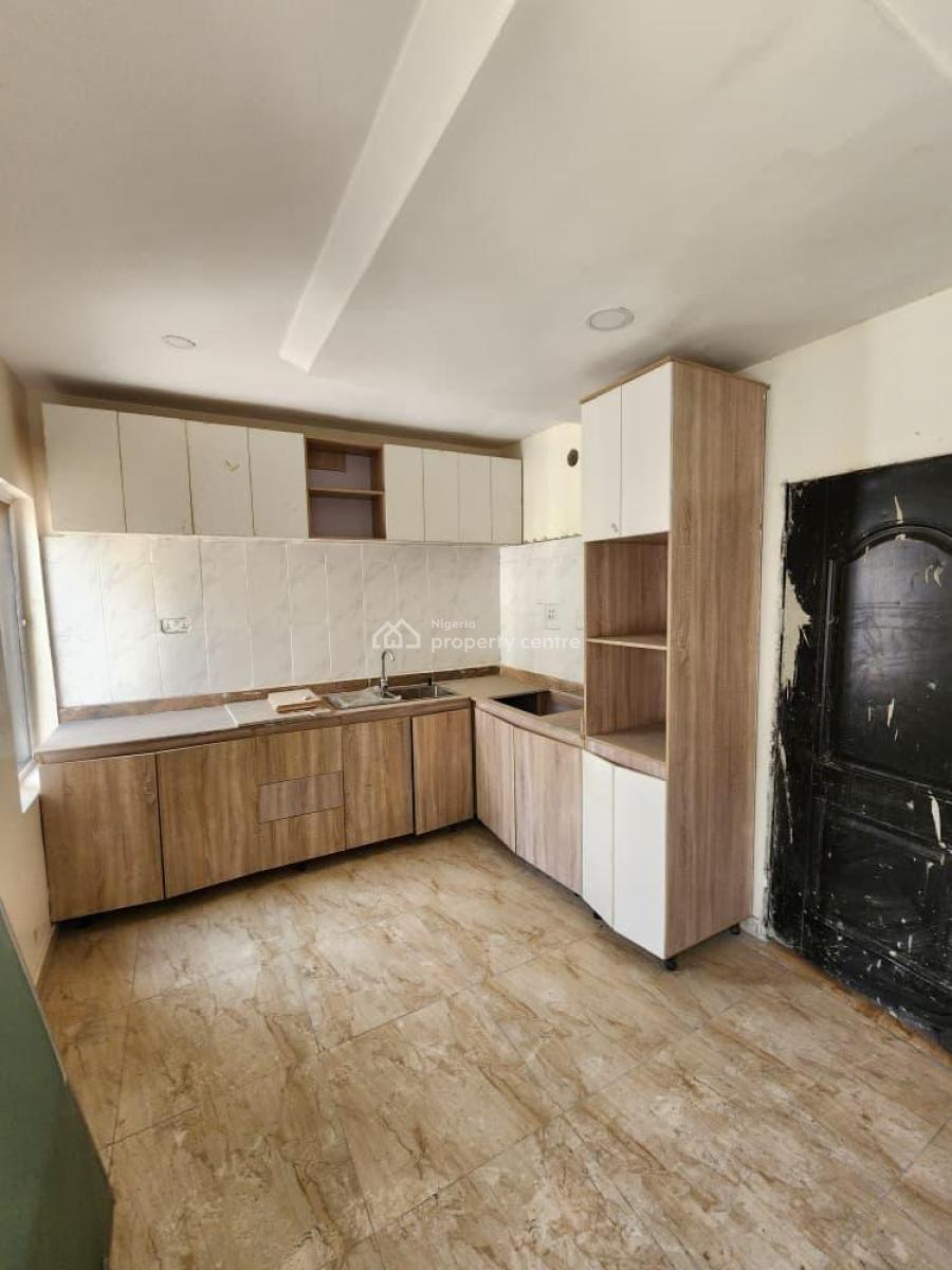 3 Bedroom Maisonette in a Secure Estate, Ocean Bay Estate, Orchid Road, Lekki, Lagos, Flat / Apartment for Rent