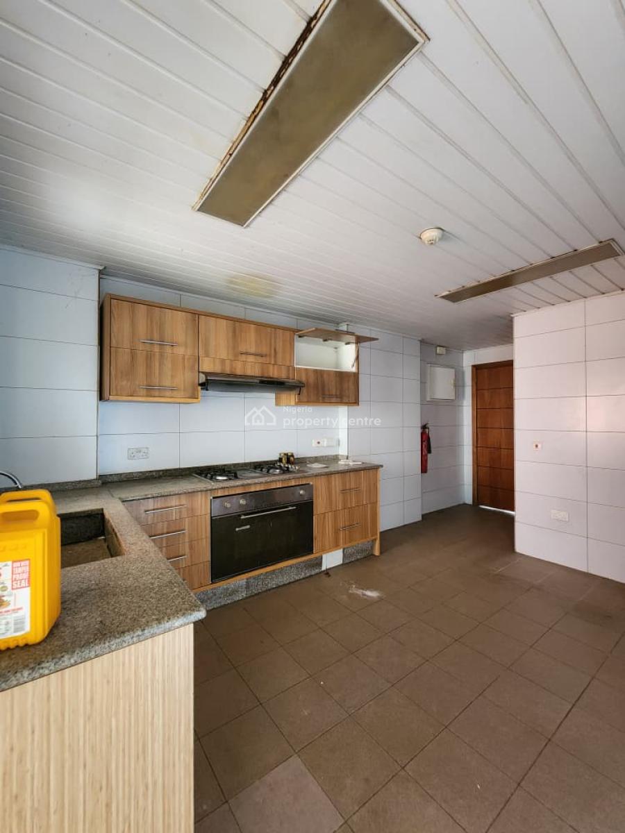 Standard Spacious and Luxury 3 Bedroom Apartment, Banana Island, Ikoyi, Lagos, Flat / Apartment for Rent