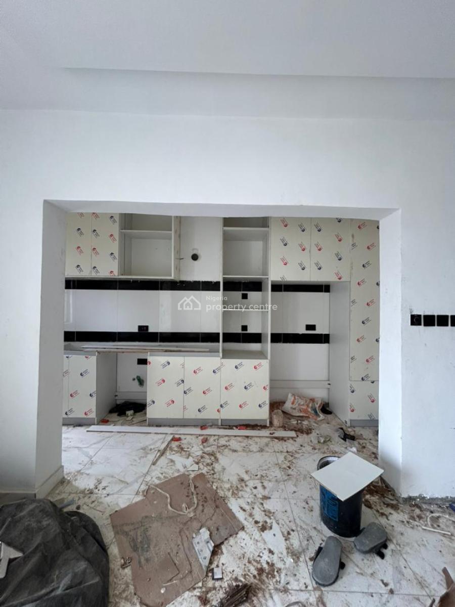 2-bedroom Apartment, Ilasan, Lekki, Lagos, Flat / Apartment for Sale