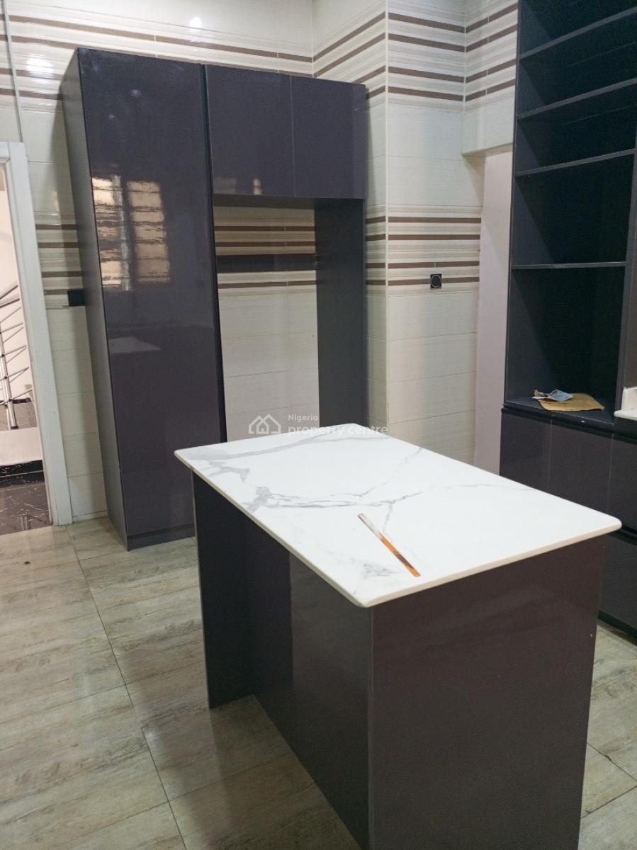 Most Beautiful Massive 5bedroom Duplex 6car Park Bq, Osapa, Lekki, Lagos, Detached Duplex for Rent