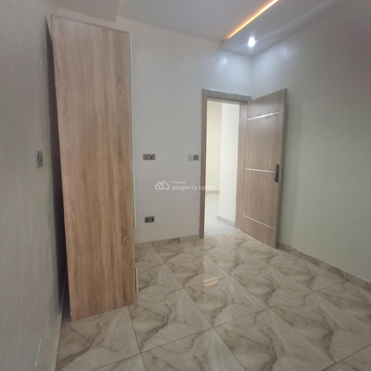 Four Bedroom Terrace, Ajah, Lagos, Terraced Duplex for Sale