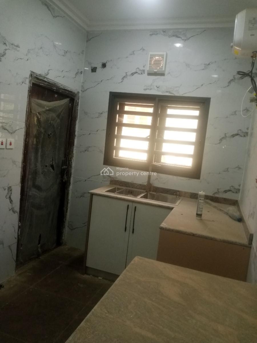 Newly Built Classic Luxury Spacious 2 Bedroom Apartment, Utako, Abuja, Flat / Apartment for Rent