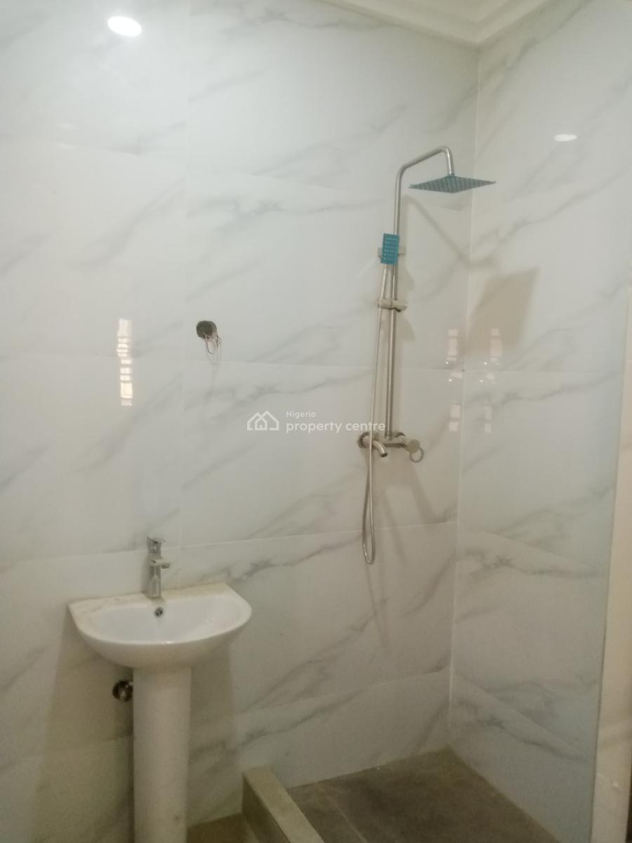 Newly Built Classic Luxury Spacious 2 Bedroom Apartment, Utako, Abuja, Flat / Apartment for Rent