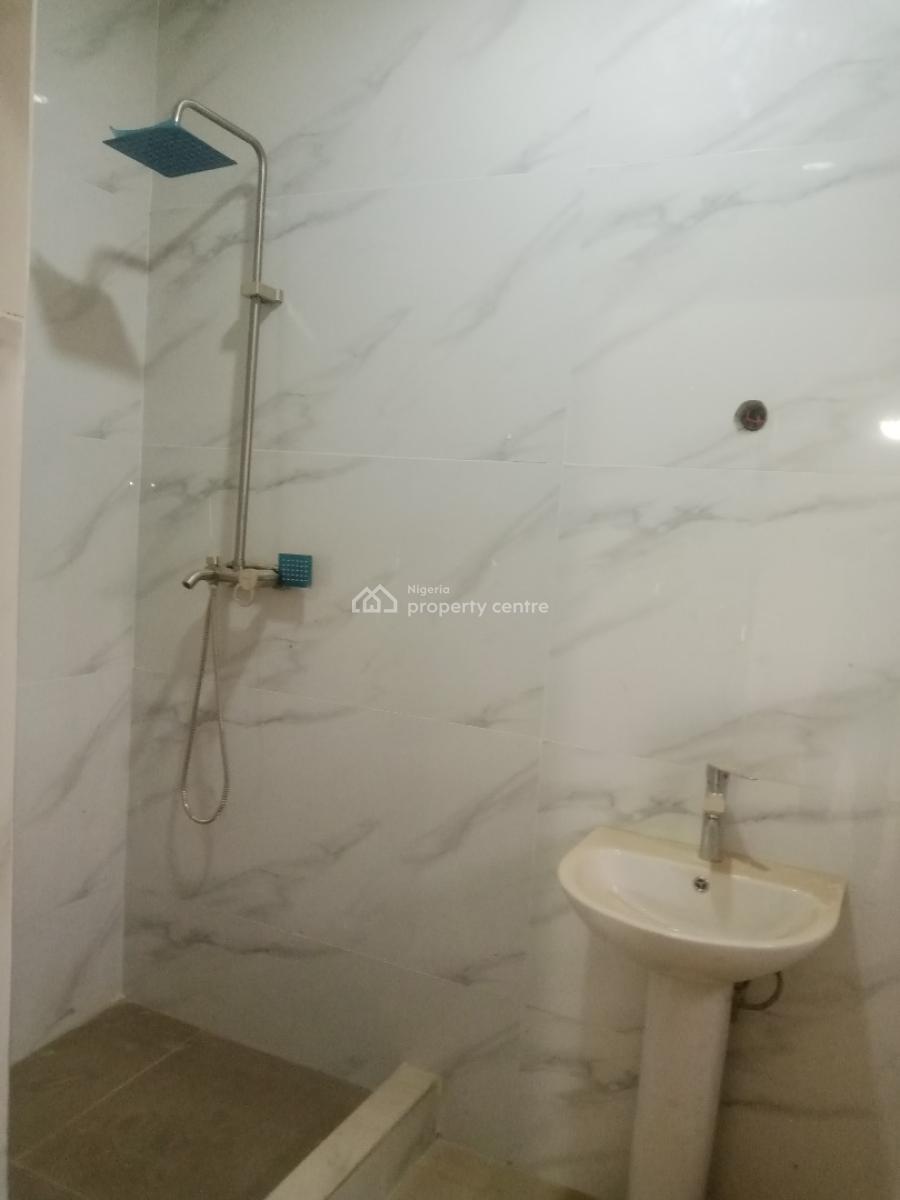 Newly Built Classic Luxury Spacious 2 Bedroom Apartment, Utako, Abuja, Flat / Apartment for Rent