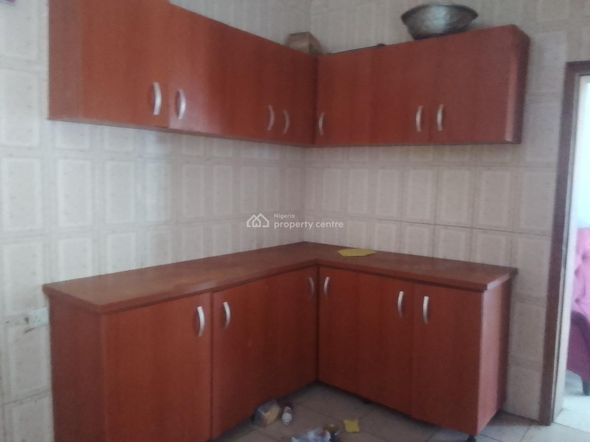 Spacious Luxury 2 Bedroom Flat with Excellent Features, Catholic Mission Road, Ogombo, Ajah, Lagos, Flat / Apartment for Rent