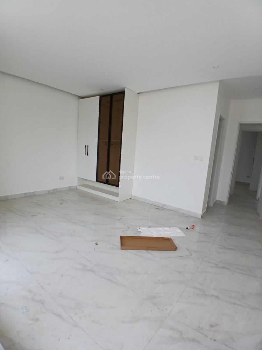 2 Bedroom Flat, Lekki Phase 1, Lekki, Lagos, Flat / Apartment for Sale