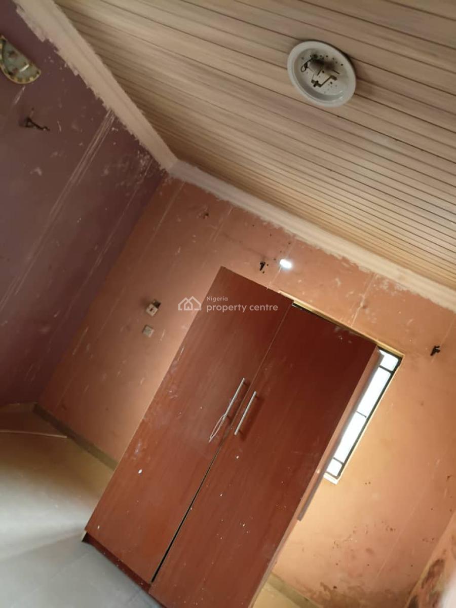 a 3 Bedroom Flat Upstairs, Ogba, Ikeja, Lagos, Flat / Apartment for Rent