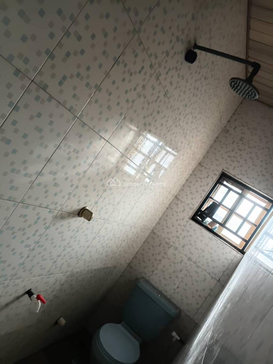 a 3 Bedroom Flat Upstairs, Ogba, Ikeja, Lagos, Flat / Apartment for Rent