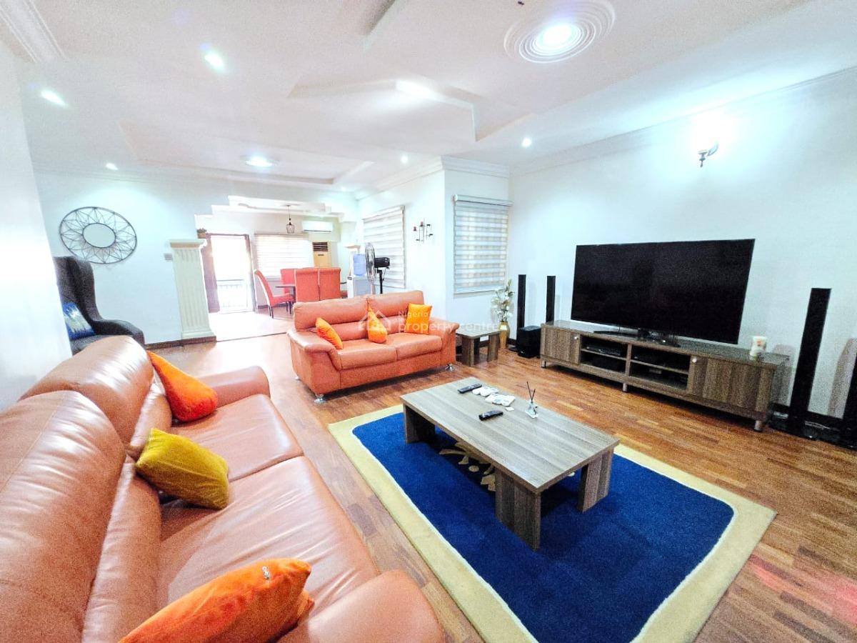 Spacious 3-bedroom Apartment, Lekki Phase 1, Lekki, Lagos, Flat / Apartment for Rent