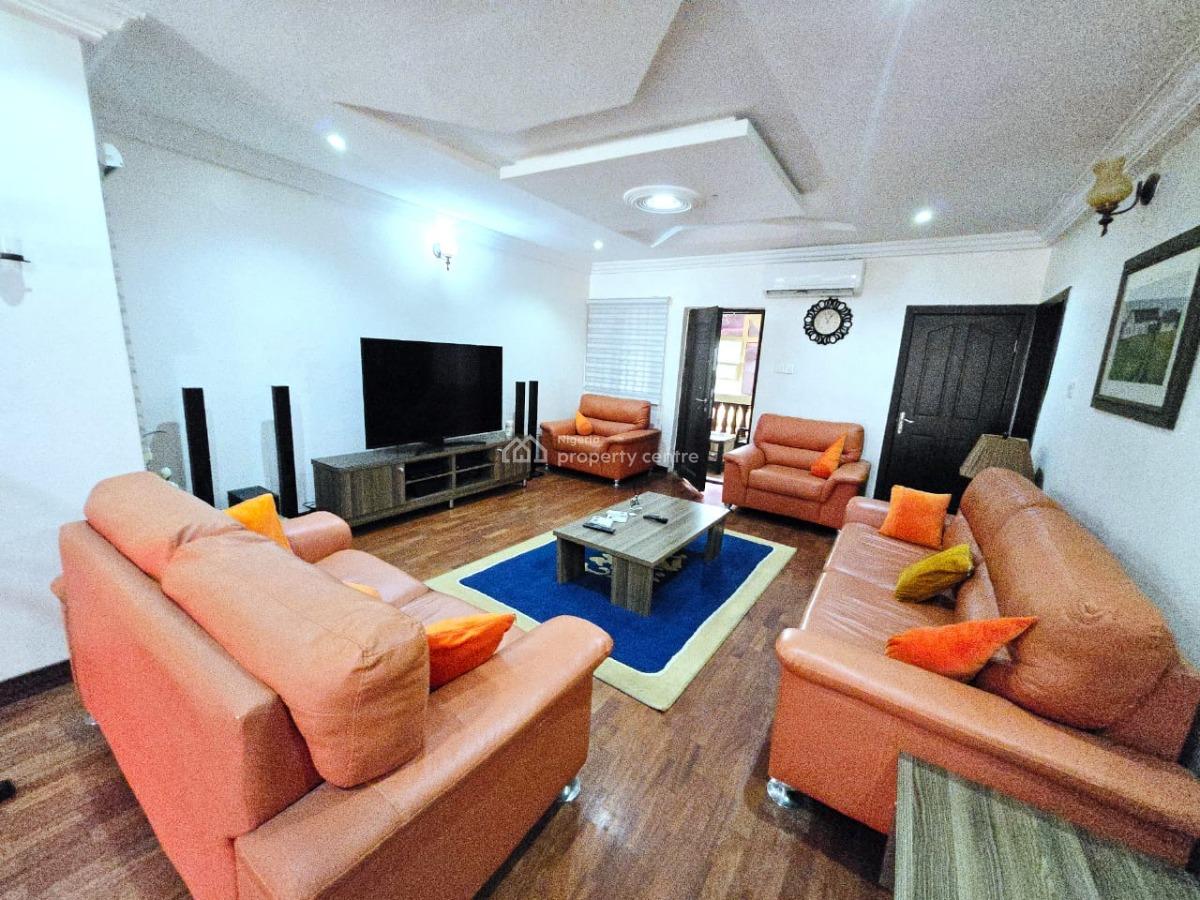 Spacious 3-bedroom Apartment, Lekki Phase 1, Lekki, Lagos, Flat / Apartment for Rent